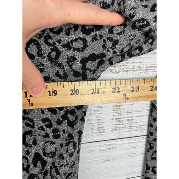Sundry Hoodie Sz 1 Small Gray Black Leopard Full Zip Oversized Animal Print Soft - Picture 8 of 8